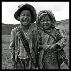 children laughing islas solomon